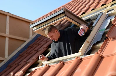 Pose de fenêtres de toit Velux à Samerey